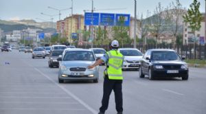 Bayramda trafik güvenliğini 53 bin personel sağlayacak